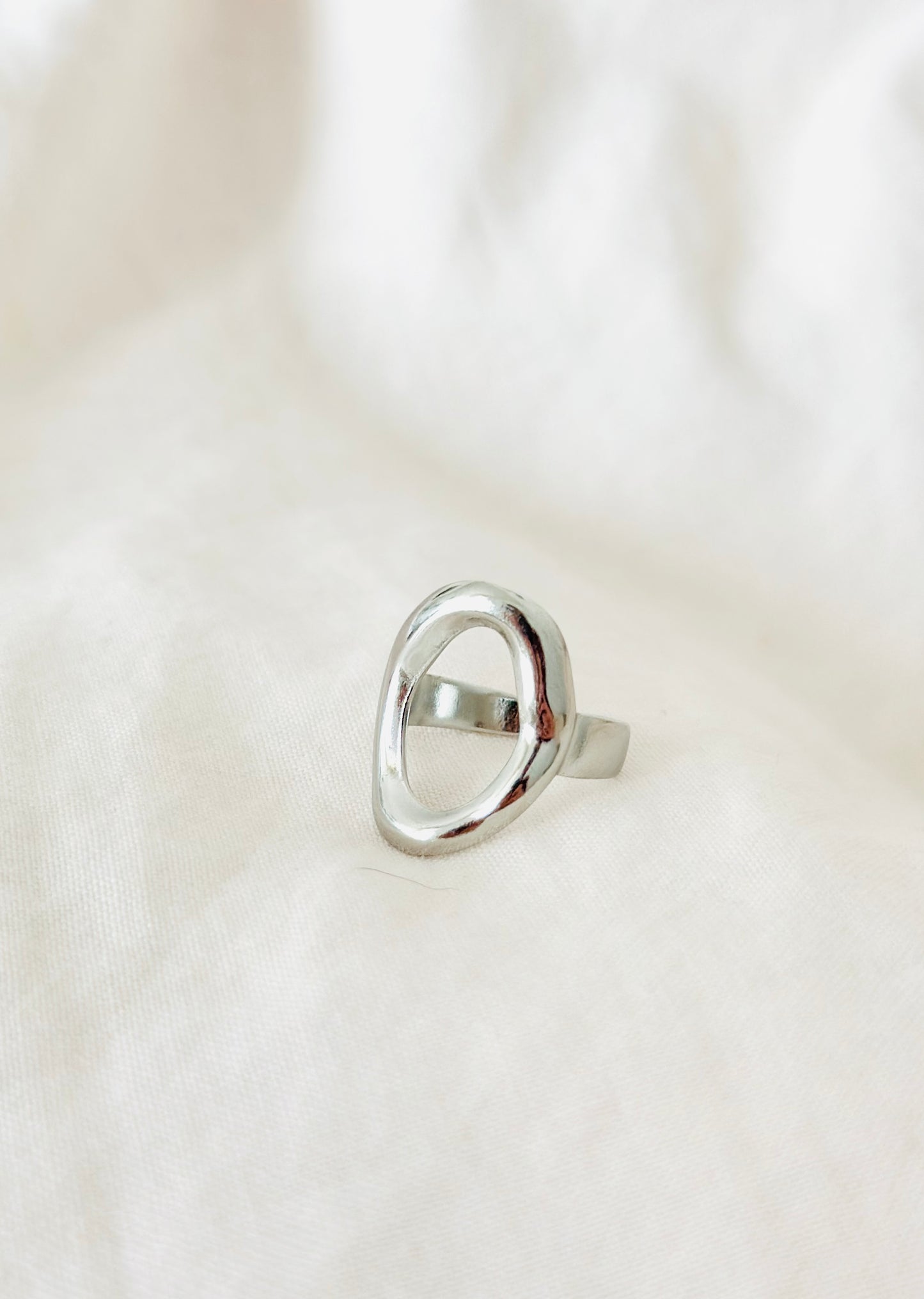 Anillo Sara